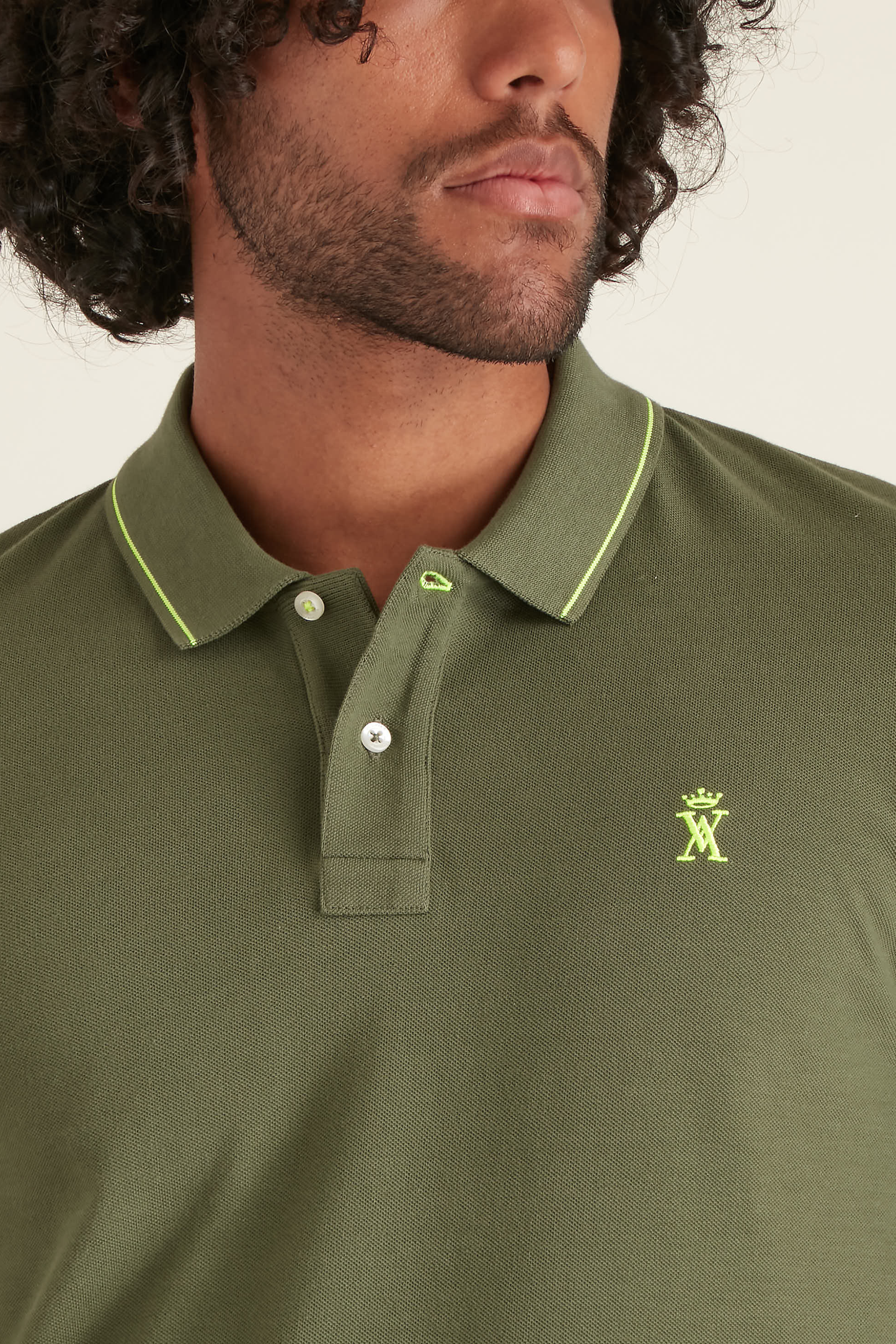Polo à Détails Fluo
