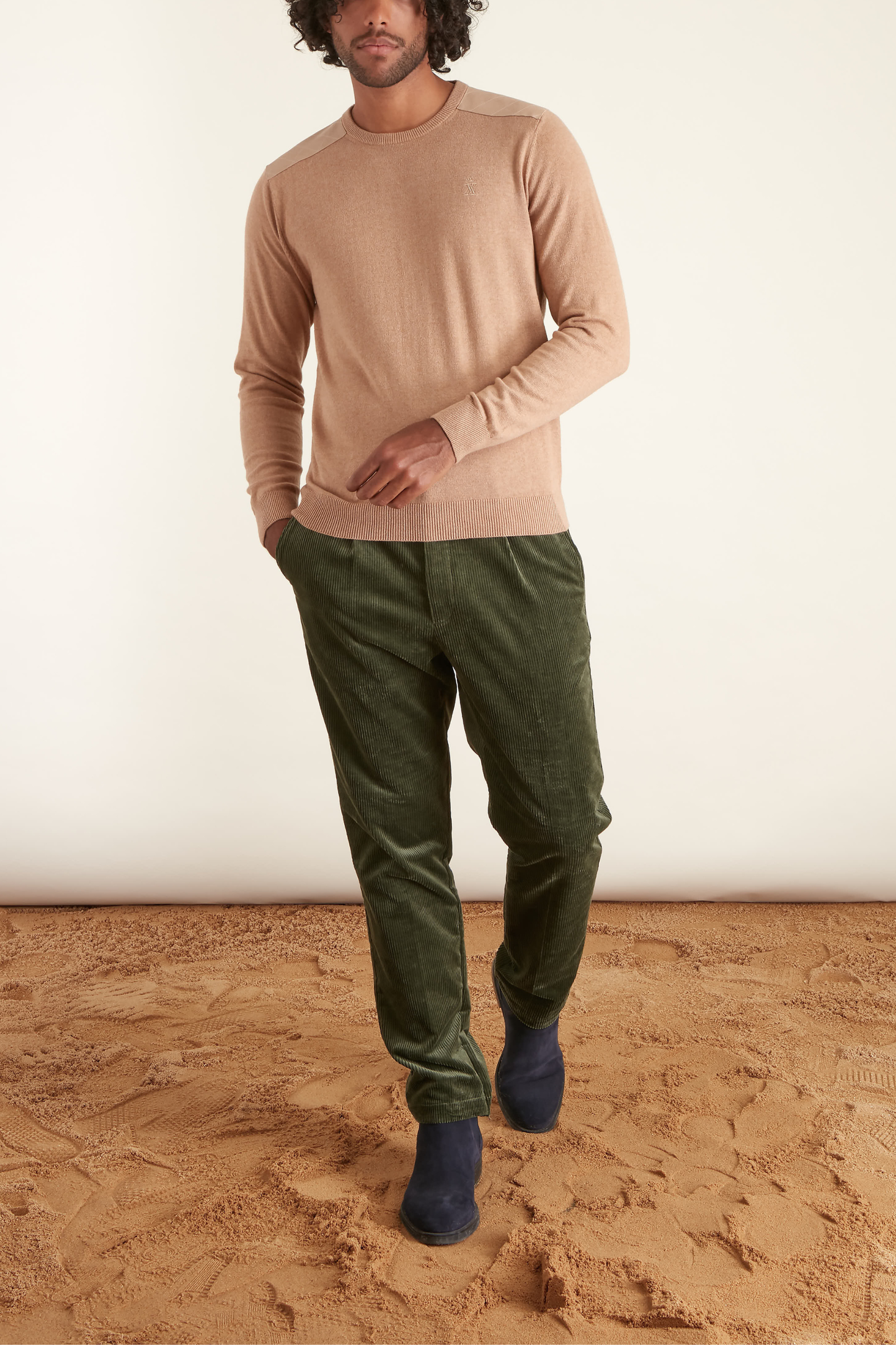 Pull à Détails Epaule