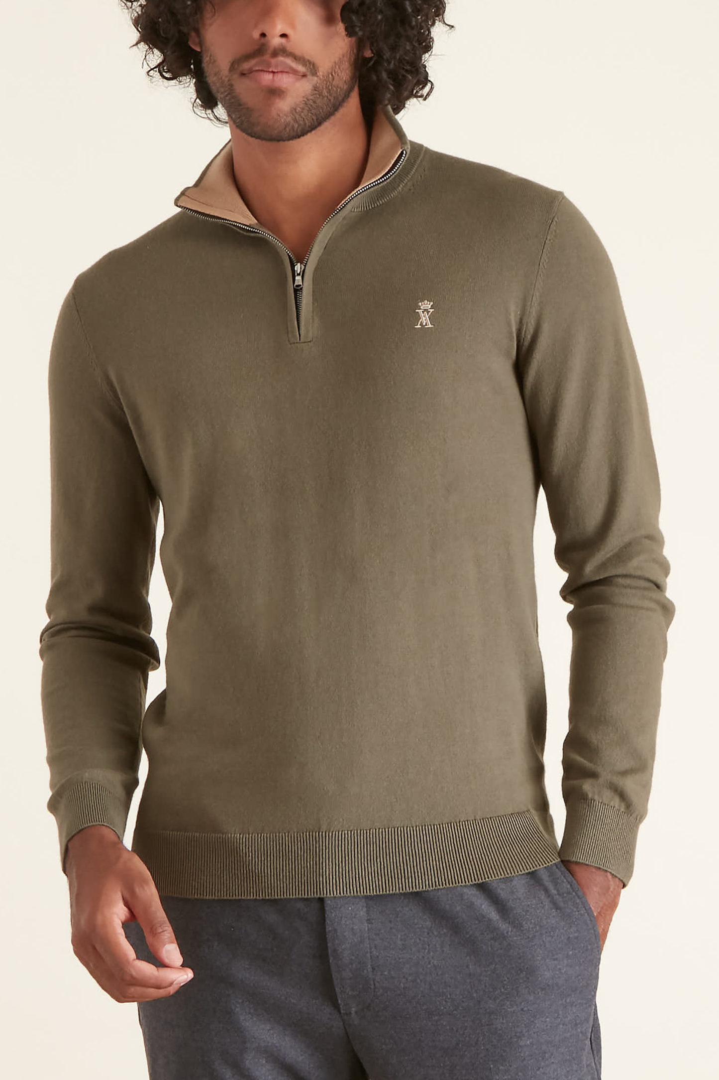 Pull Keaton Col Zippé