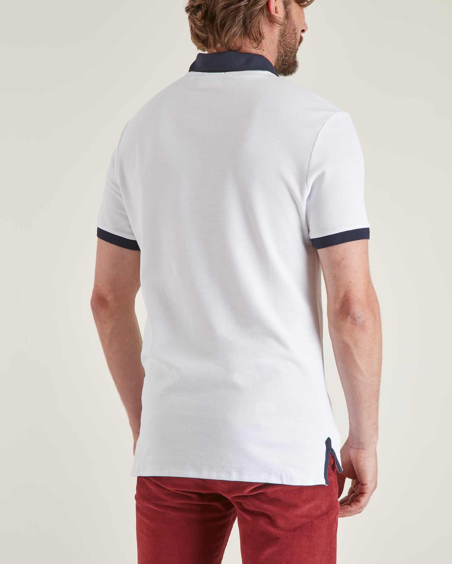 Dos du polo homme blanc à manches courtes Vicomte A.