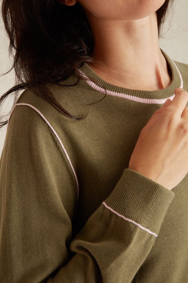 Pull Col Rond à Détails Contrasté - Image principale