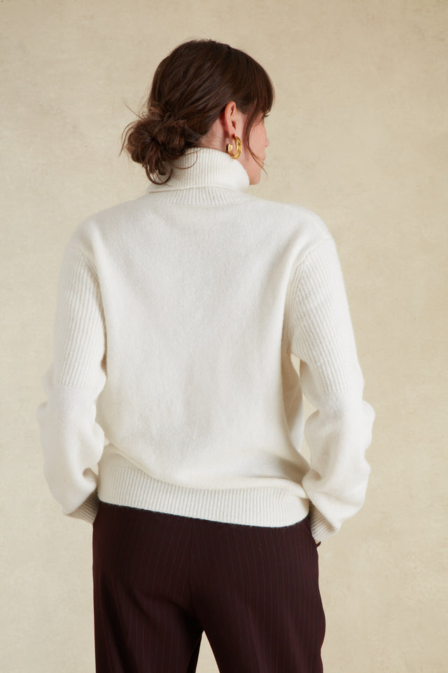 Pull Col roulé - Image principale