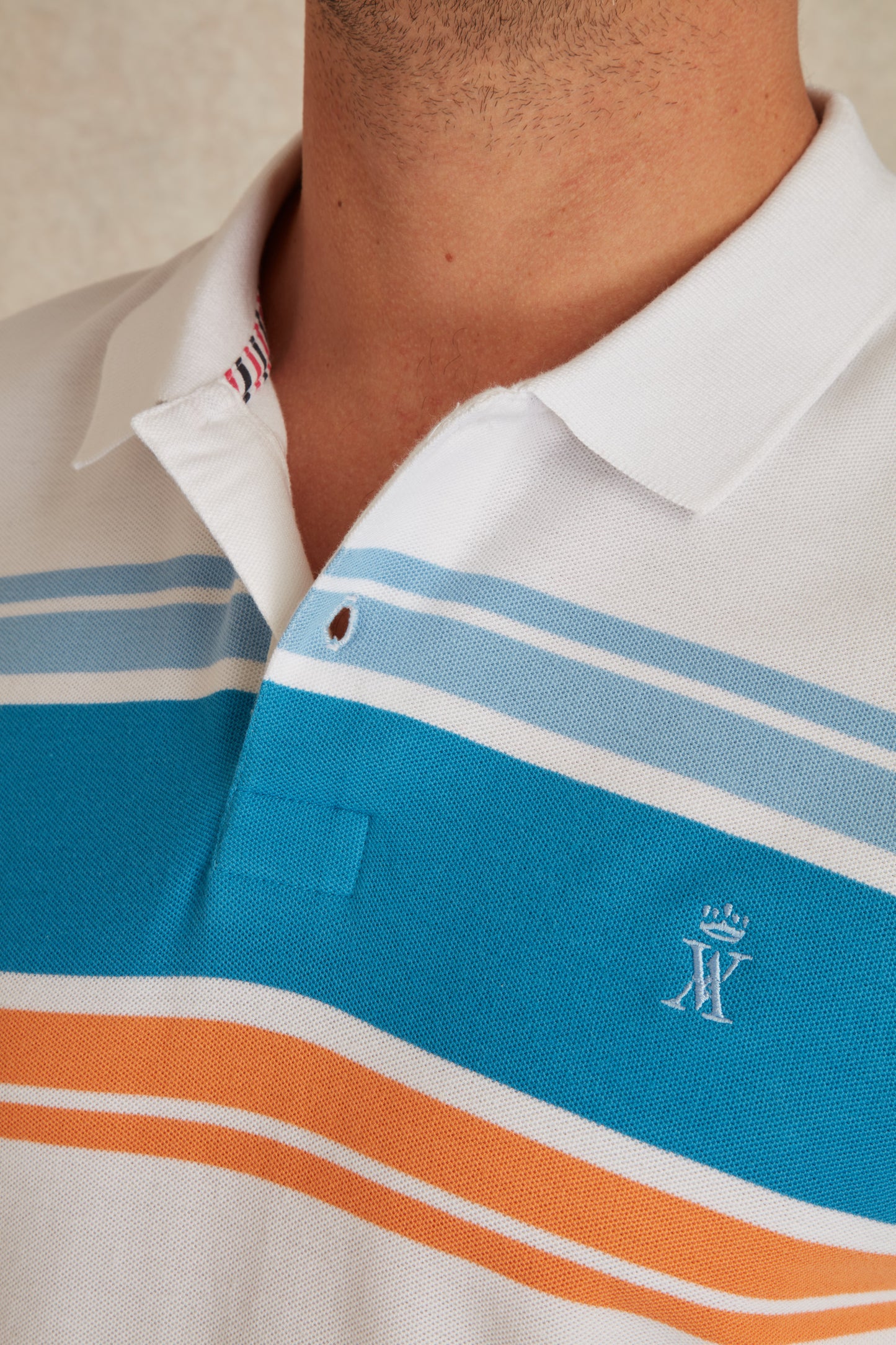 Polo à Détails Rayé