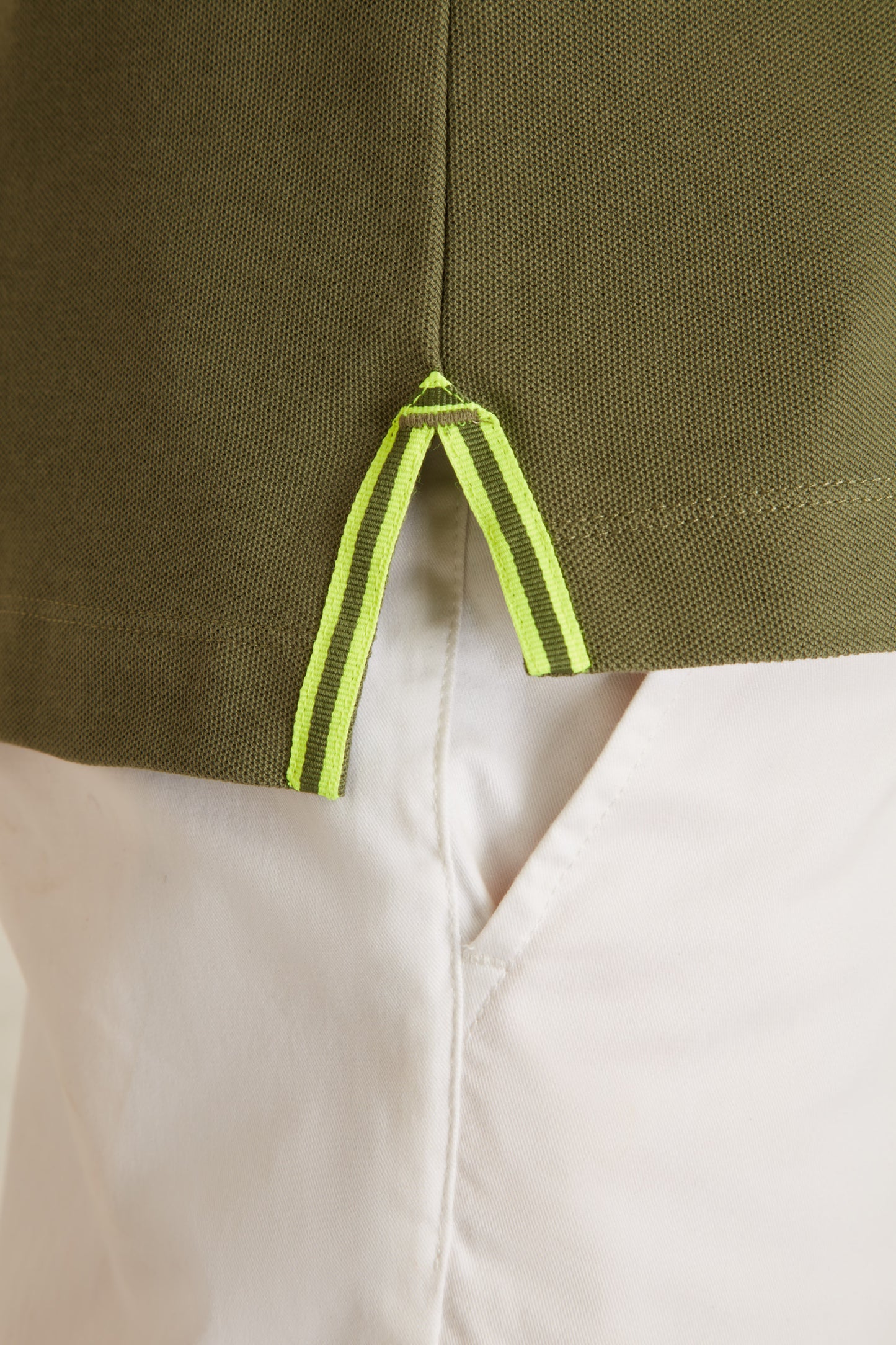 Polo à Détails Fluo