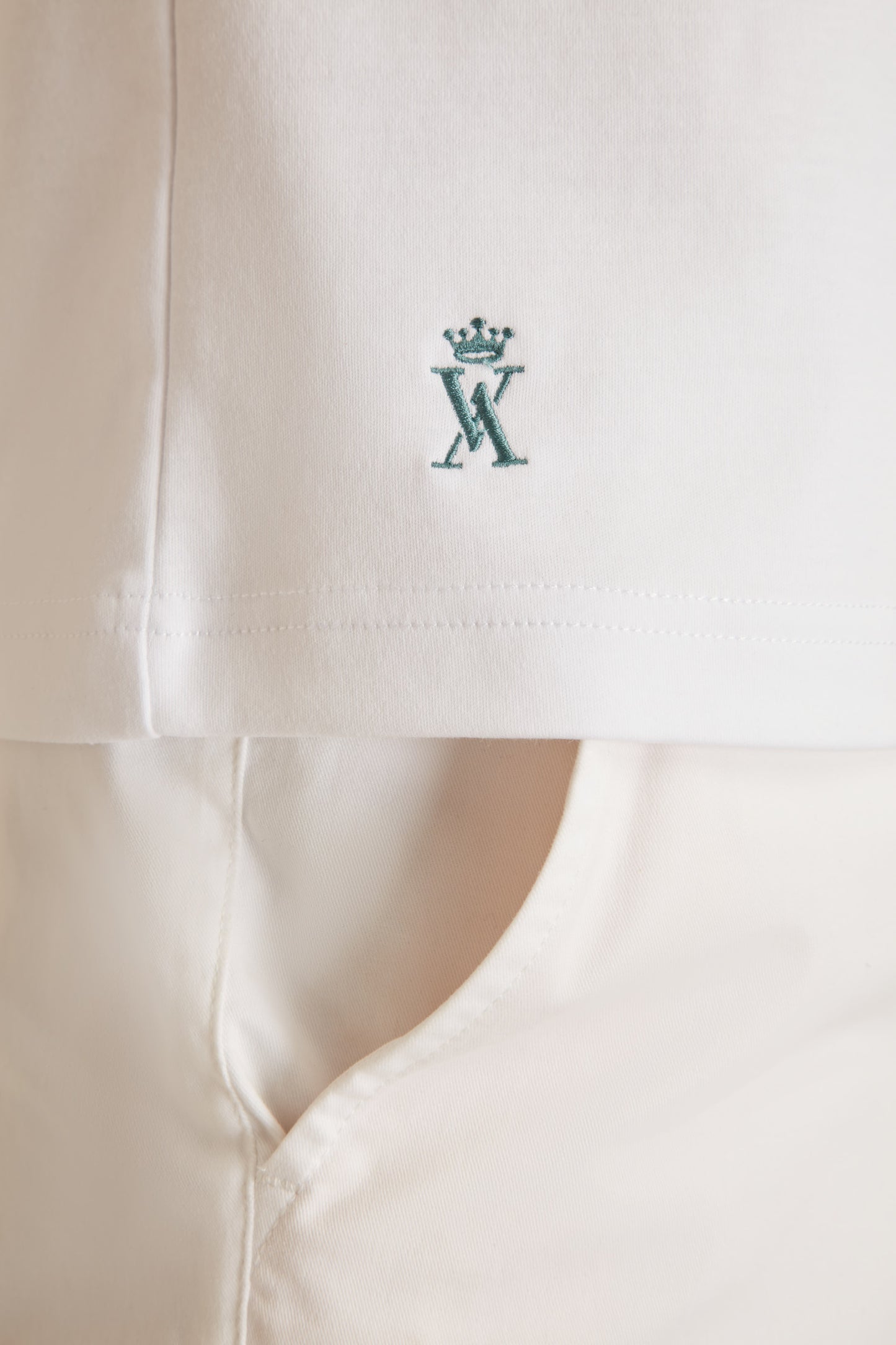 T-shirt à Détails Col