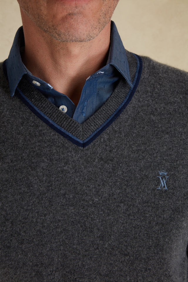 Pull Col V à Détails - Image principale