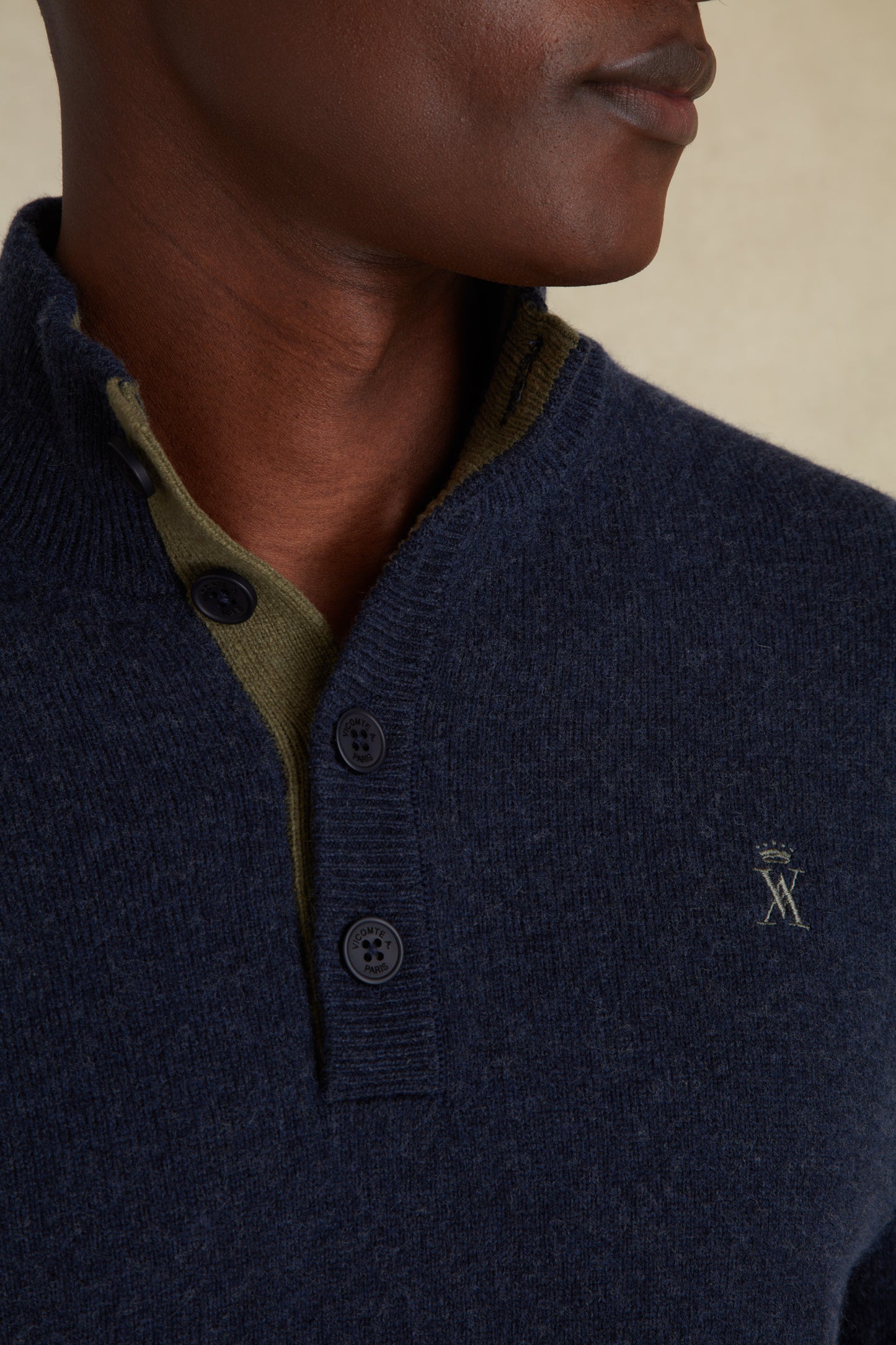 Pull à Col Boutonné