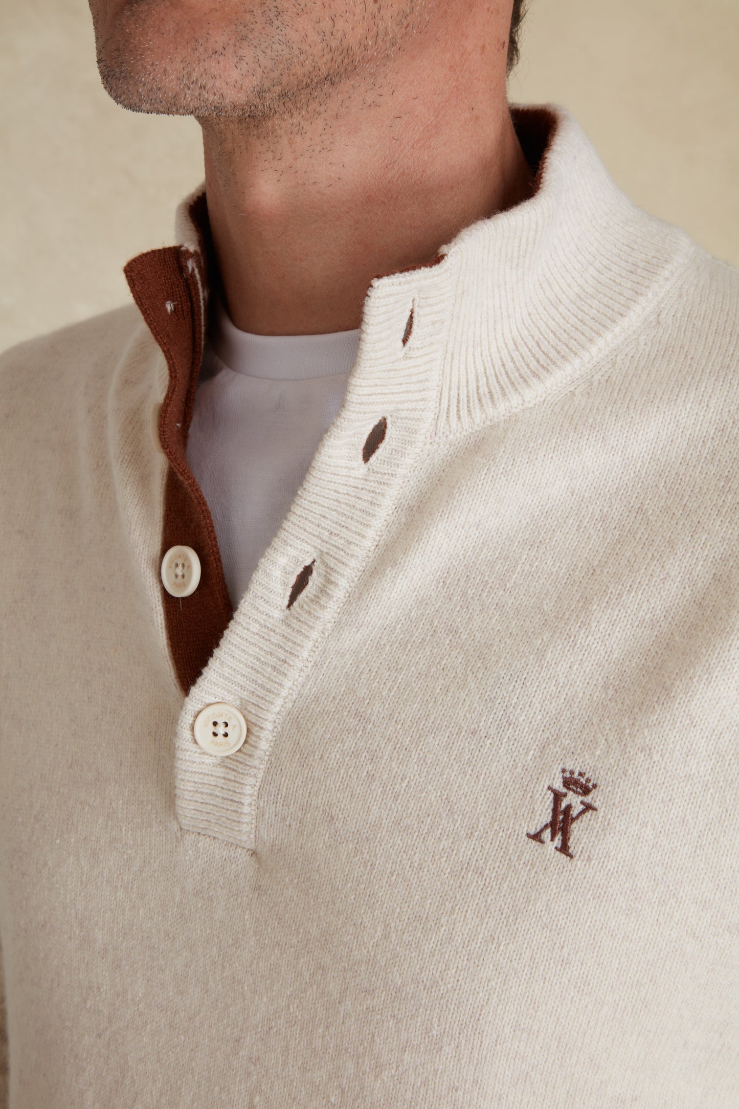 Pull à Col Boutonné
