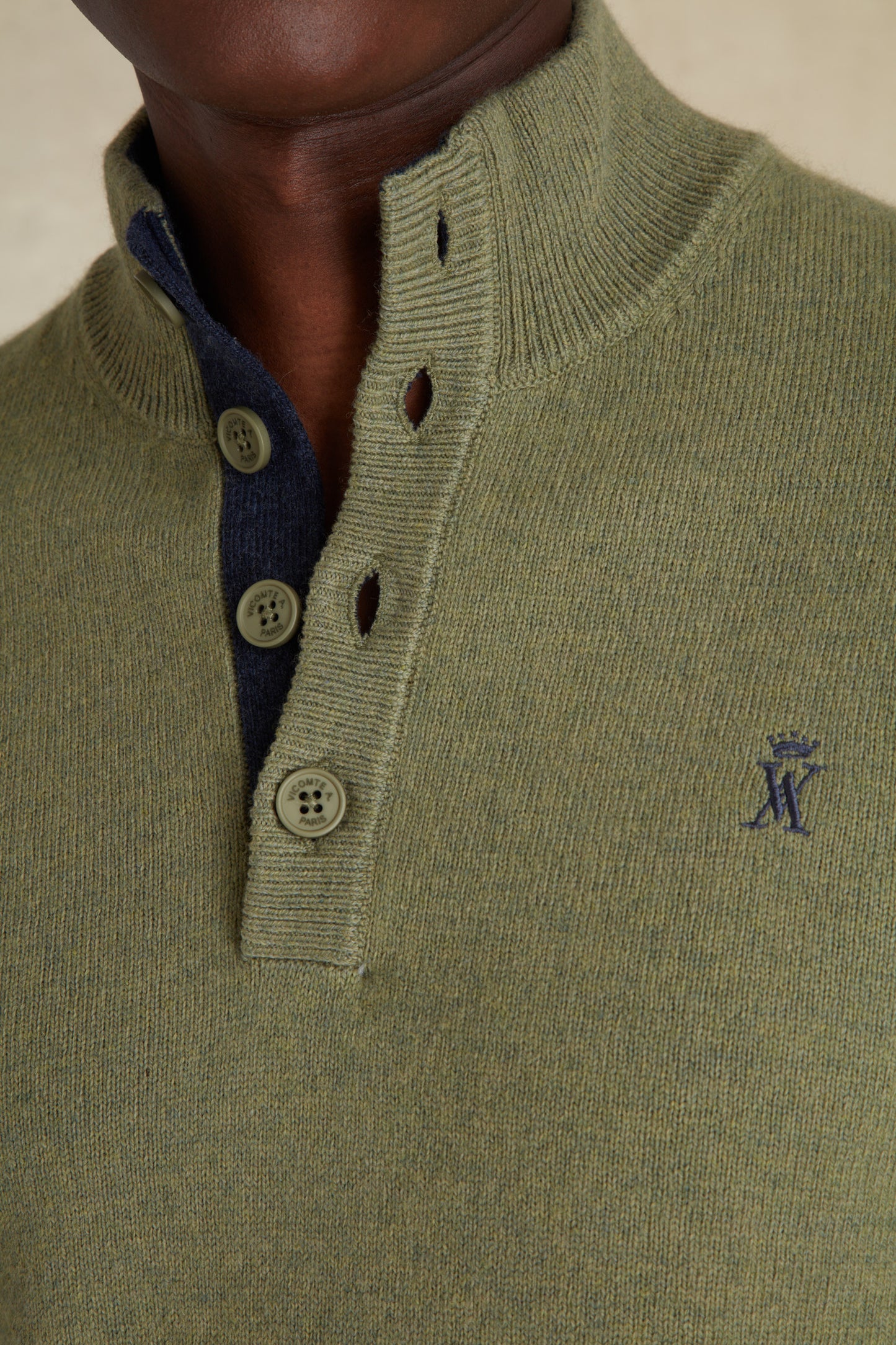 Pull à Col Boutonné