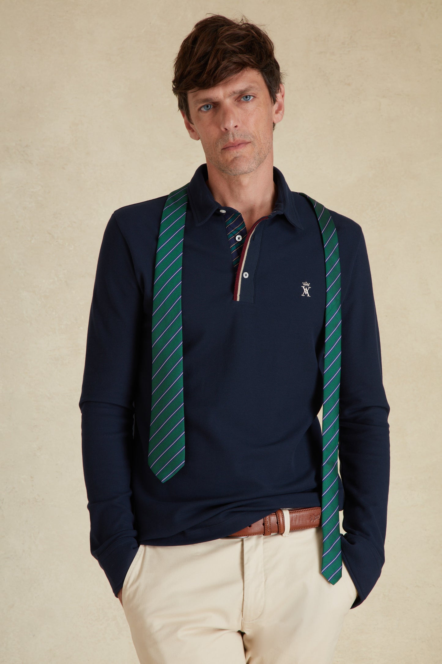 Polo Piqué à Détails Cravate