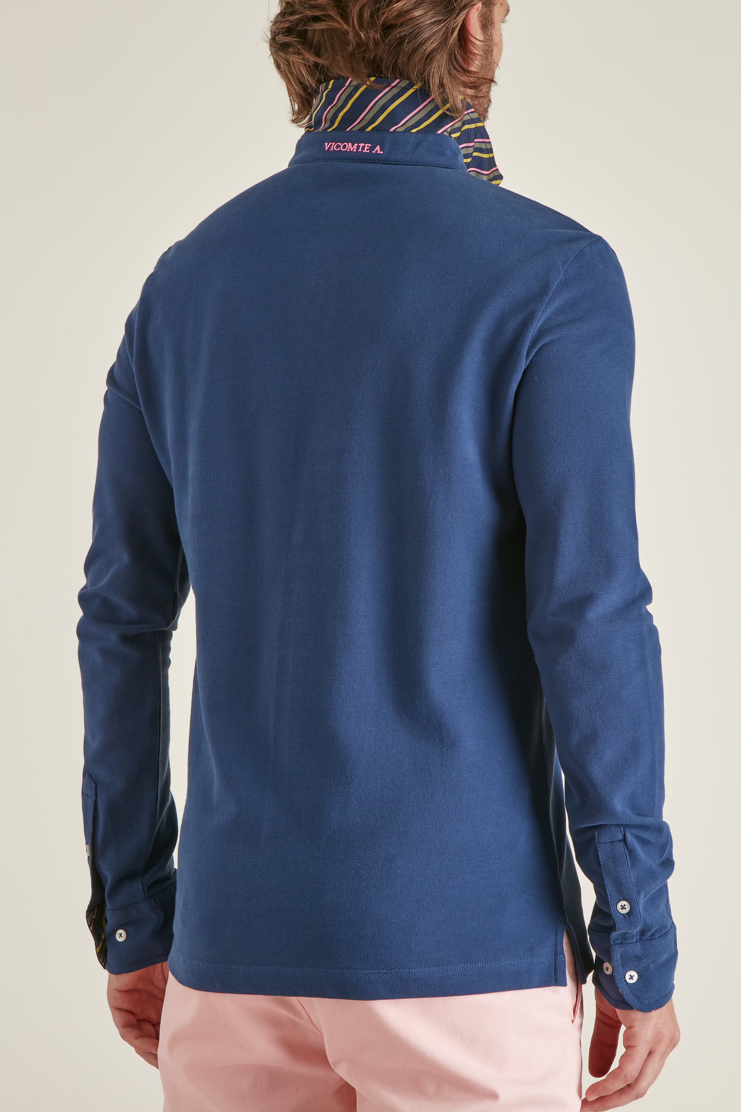 Polo à Détails Cravate