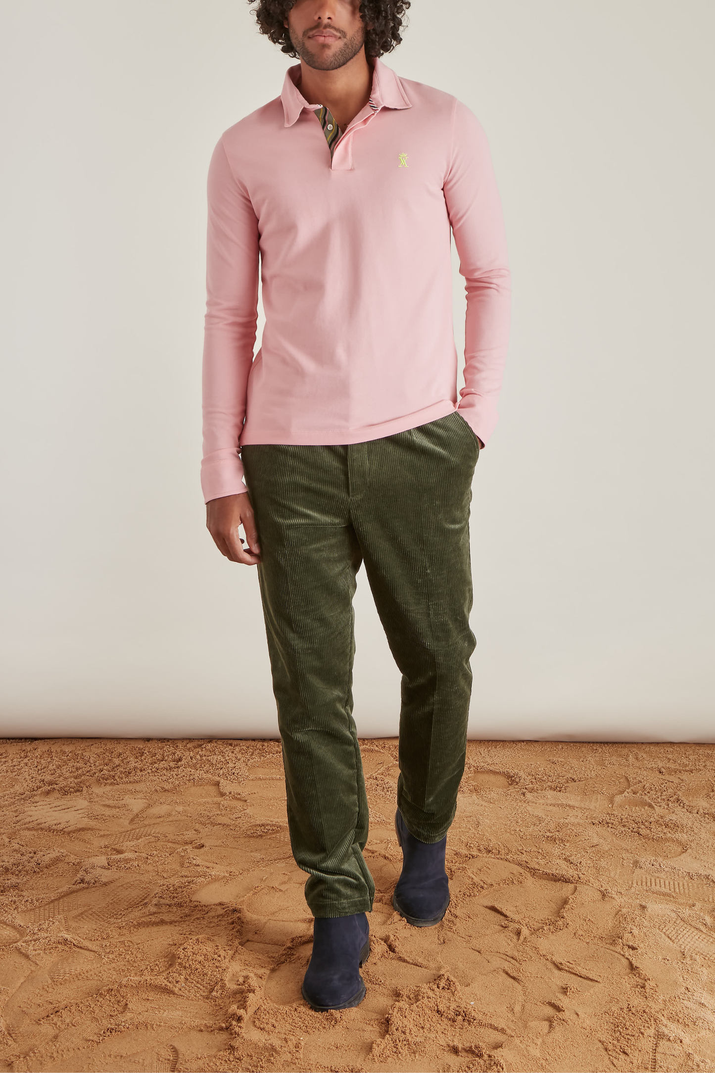 Polo à Détails Cravate