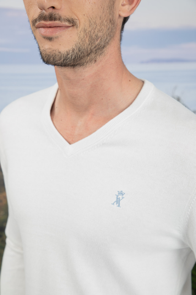 Pull Karl col V - Image principale