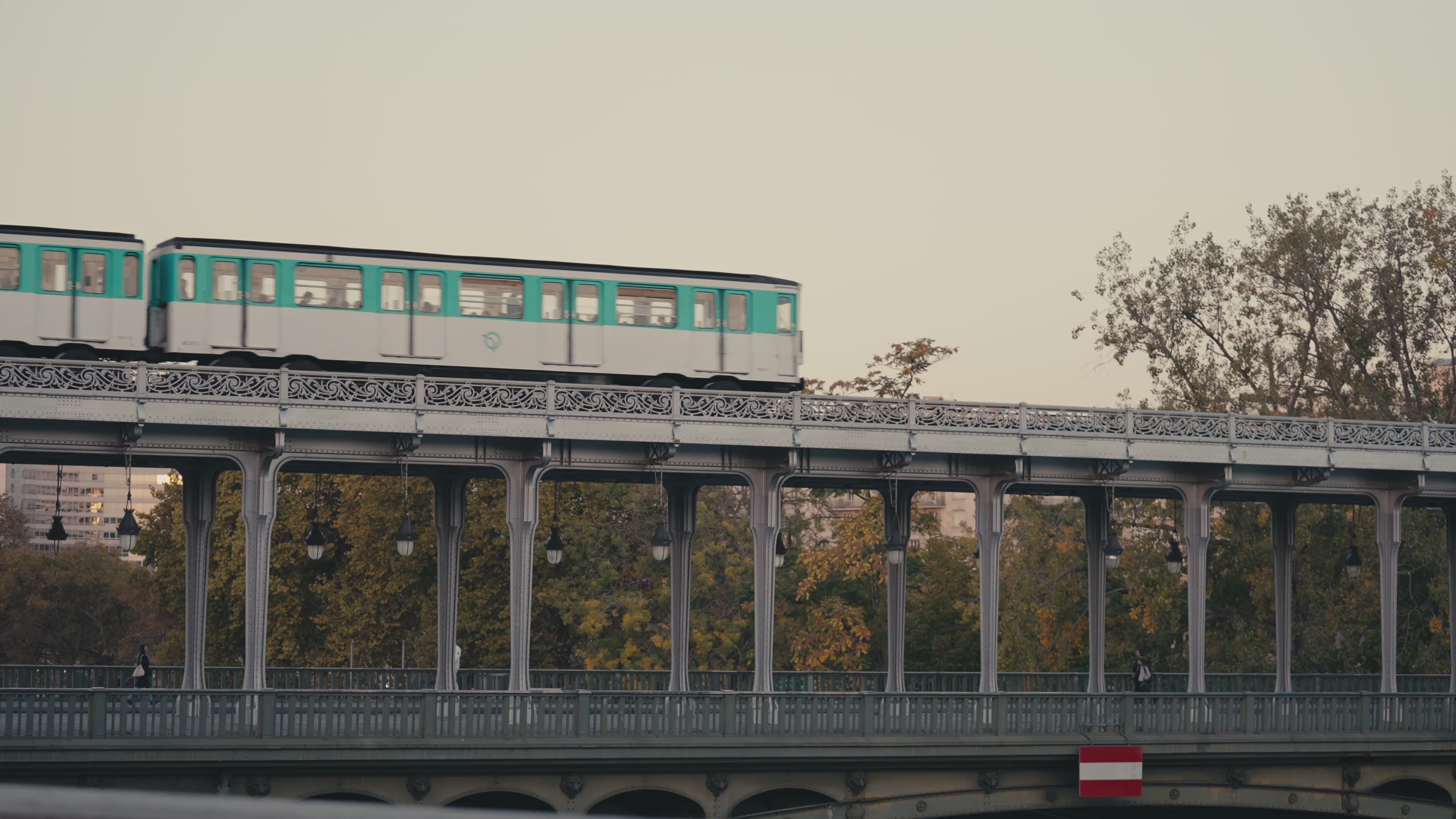 Charger la vidéo : 